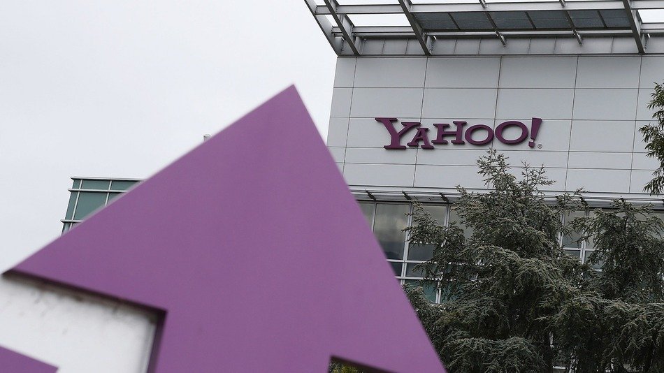 Yahoo Acquires Photography App Maker GhostBird Software